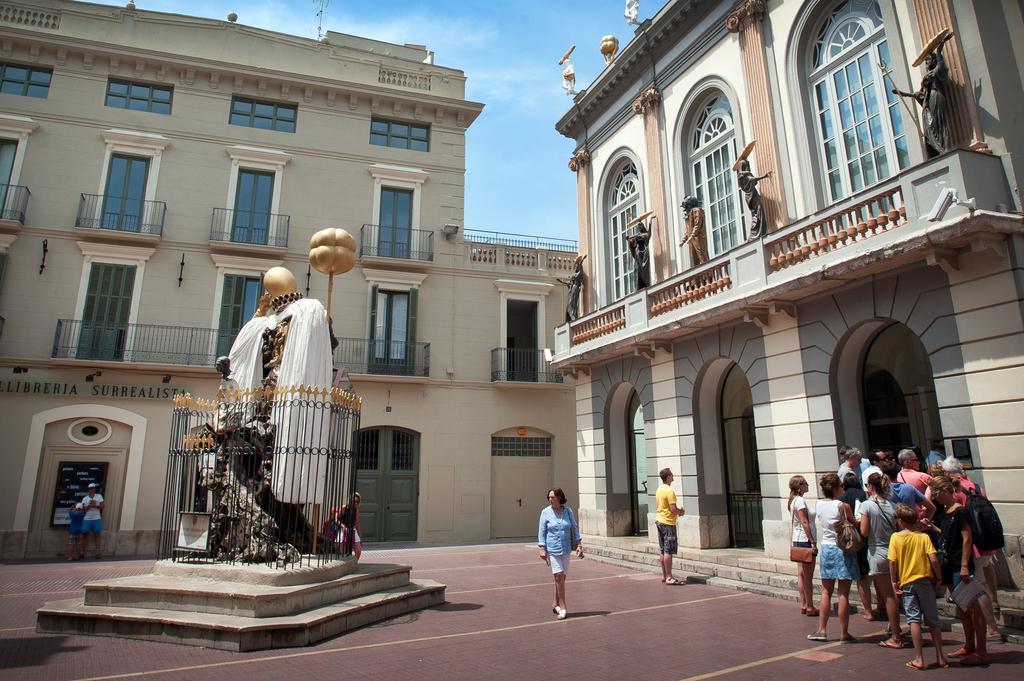 The Museum Apartments Figueres  Esterno foto