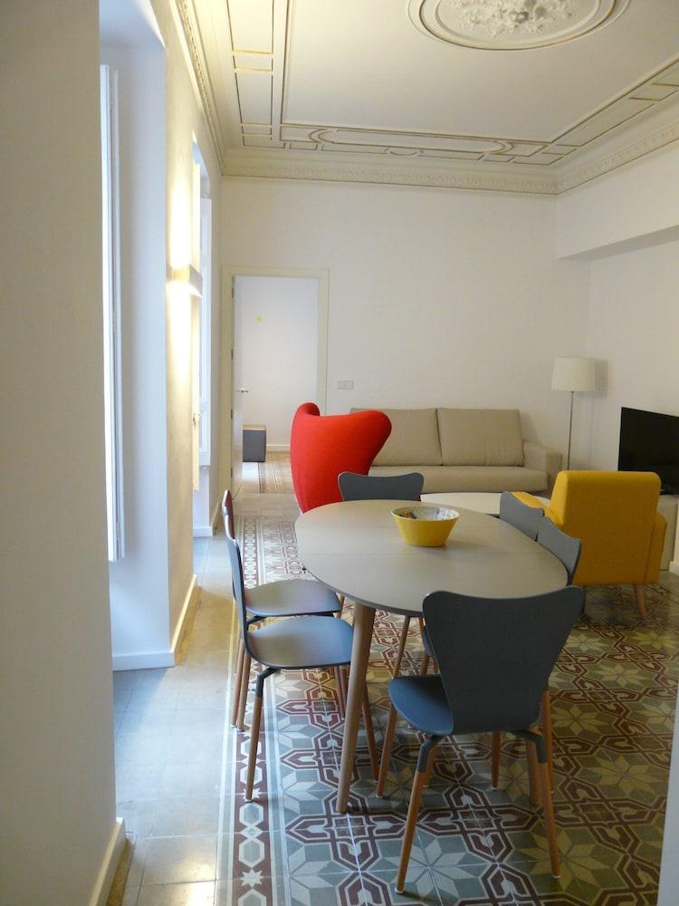 The Museum Apartments Figueres  Esterno foto